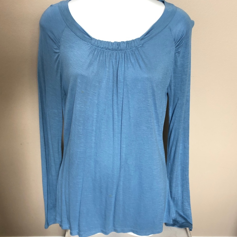 Kenneth Cole NY Pleating Detail Shirt, Medium Like New